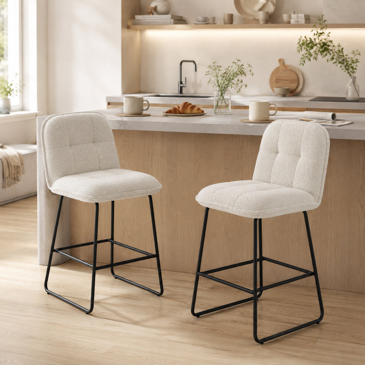 Lot de 2 tabourets de bar en tissu bouclette crème – vue 5